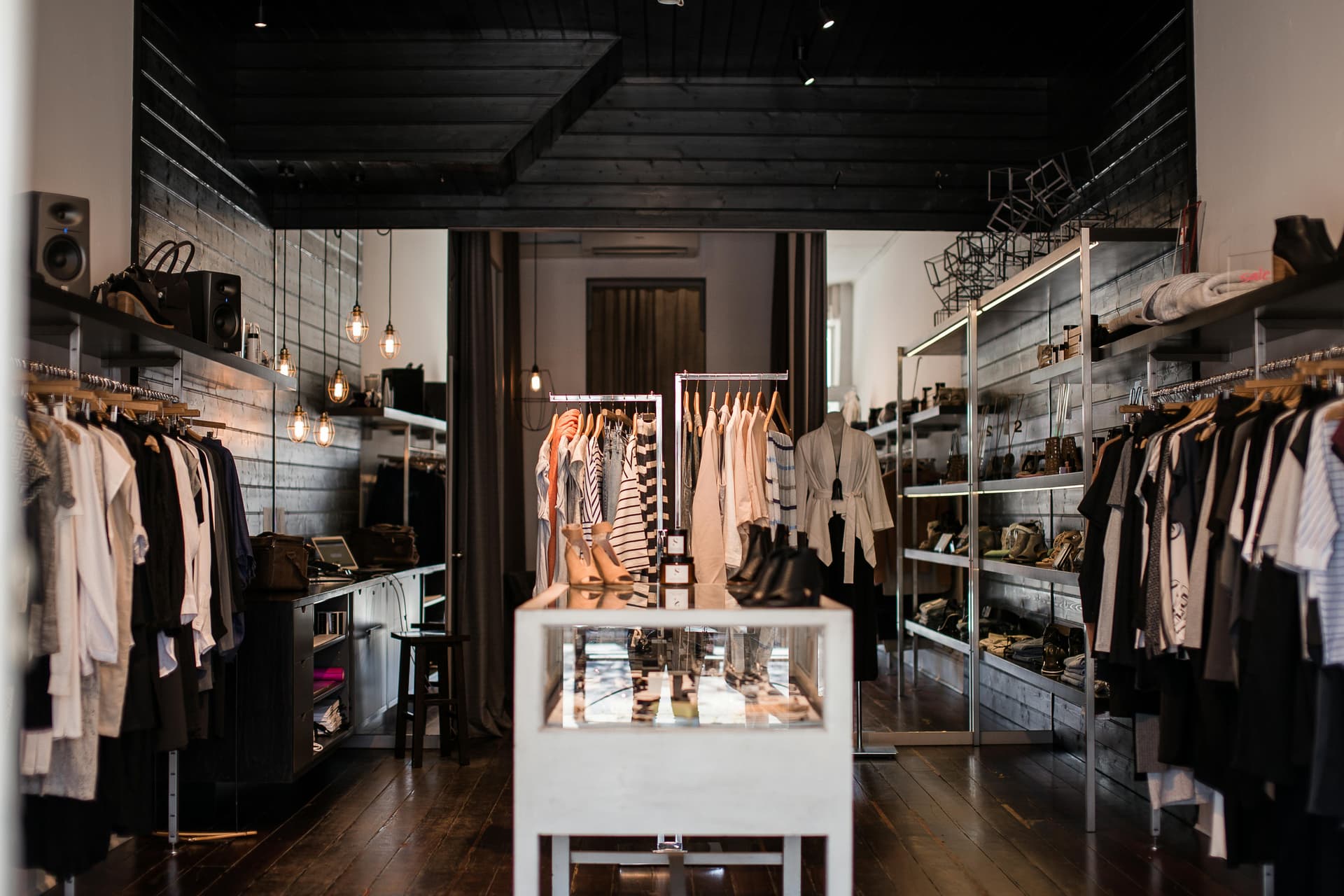 Retail & Commercial